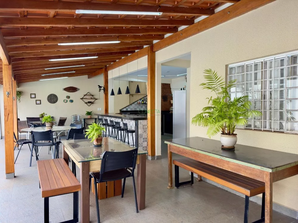 Casa, 4 quartos, 194 m² - Foto 4