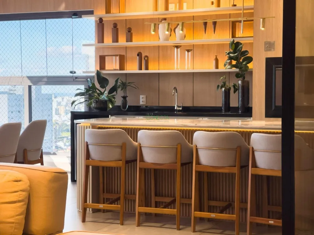 Apartamento, 3 quartos, 207 m² - Foto 2