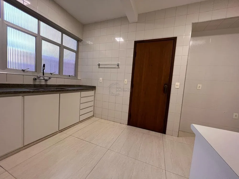 Apartamento, 5 quartos, 231 m² - Foto 9