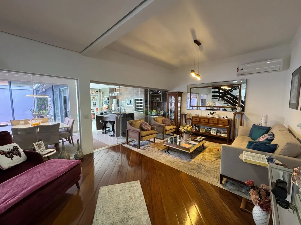 Casa, 4 quartos, 280 m² - Foto 1