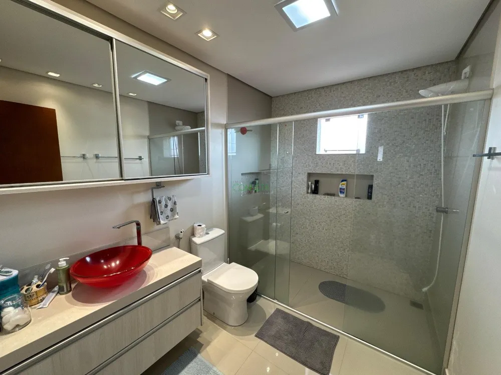Casa, 4 quartos, 280 m² - Foto 9