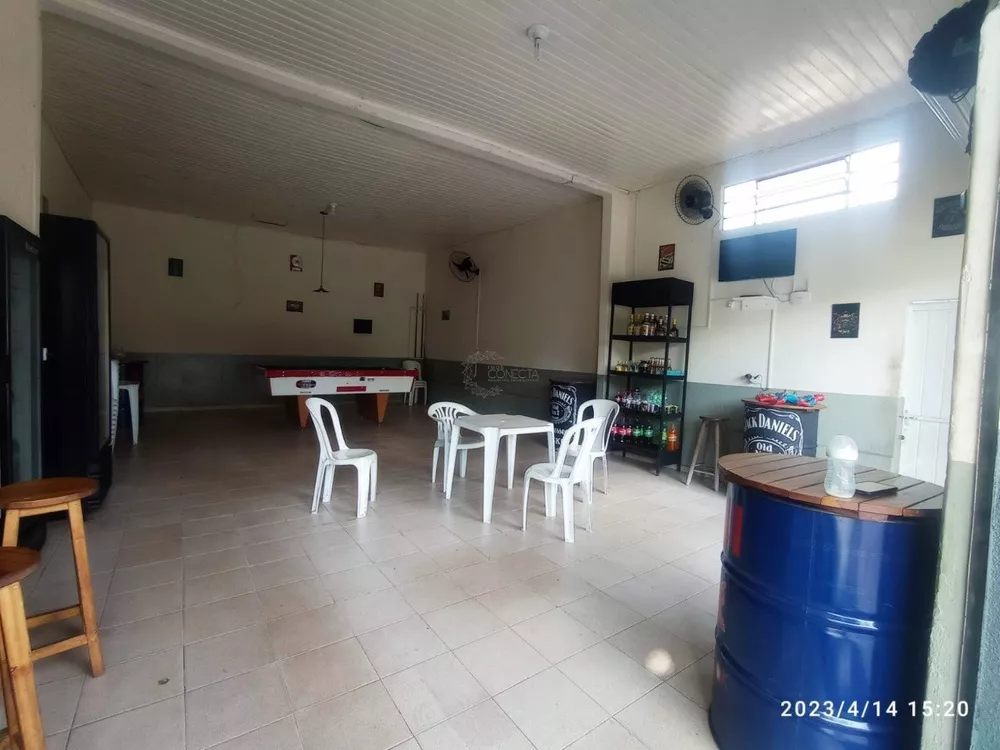 Casa, 3 quartos, 265 m² - Foto 2