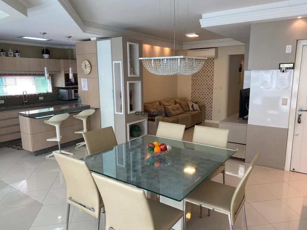 Apartamento, 3 quartos, 130 m² - Foto 2