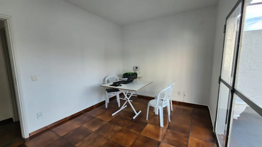 Casa, 4 quartos, 220 m² - Foto 1
