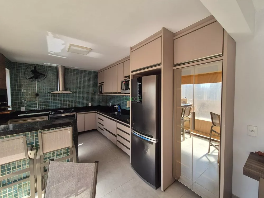 Apartamento, 5 quartos, 234 m² - Foto 4