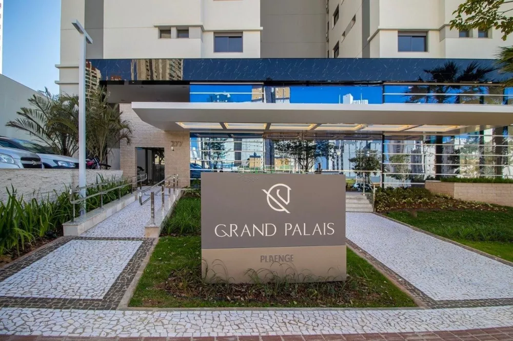 Apartamento, 3 quartos, 216 m² - Foto 1