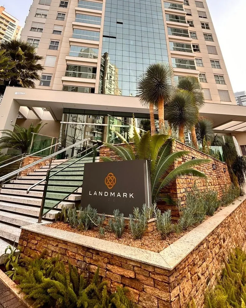 Apartamento, 3 quartos, 214 m² - Foto 1