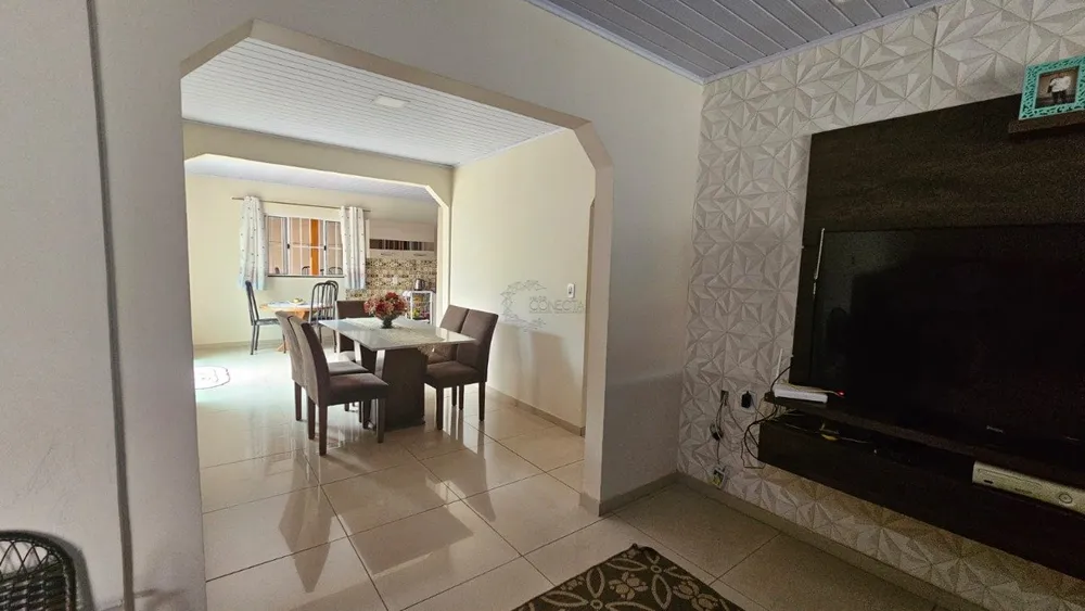 Casa, 3 quartos, 122 m² - Foto 1