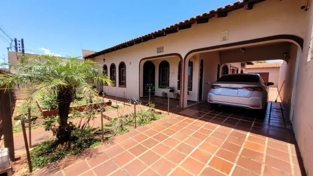 Casa, 3 quartos, 201 m² - Foto 1
