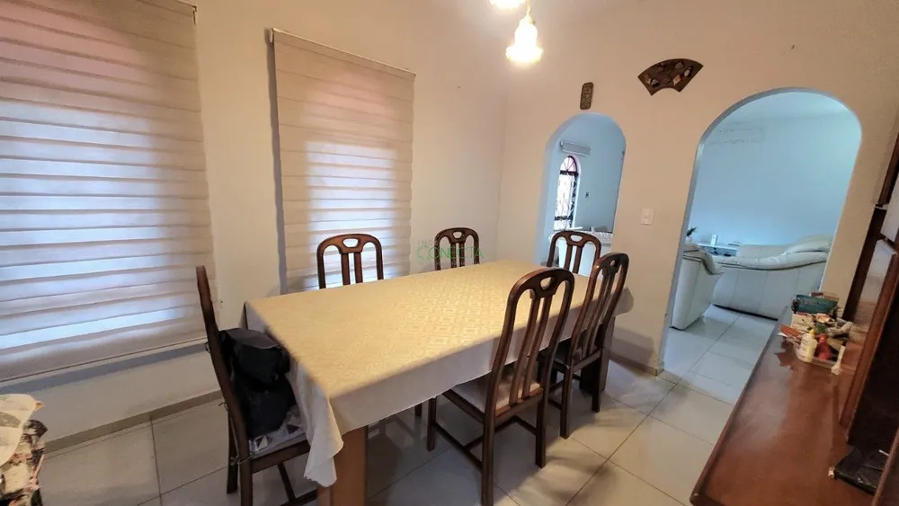 Casa, 3 quartos, 201 m² - Foto 3