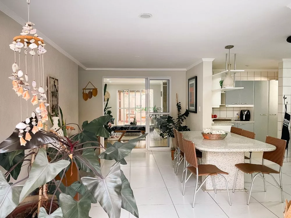 Casa, 5 quartos, 625 m² - Foto 2