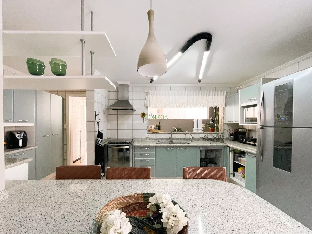 Casa, 5 quartos, 625 m² - Foto 1