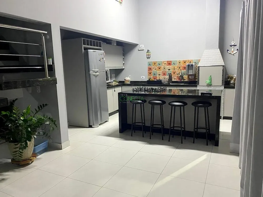 Casa, 4 quartos, 180 m² - Foto 9