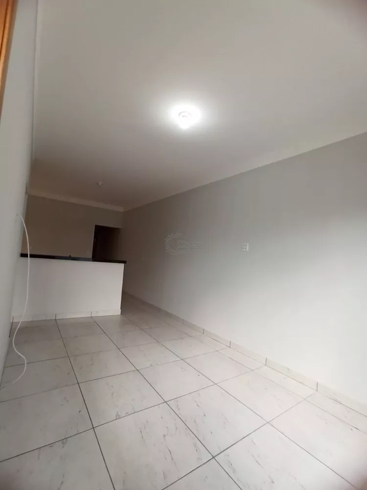 Casa, 3 quartos, 79 m² - Foto 2