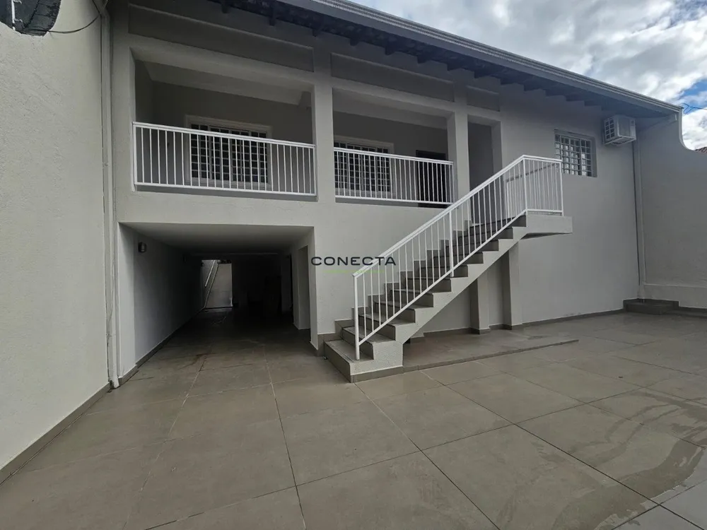 Casa, 3 quartos, 193 m² - Foto 1