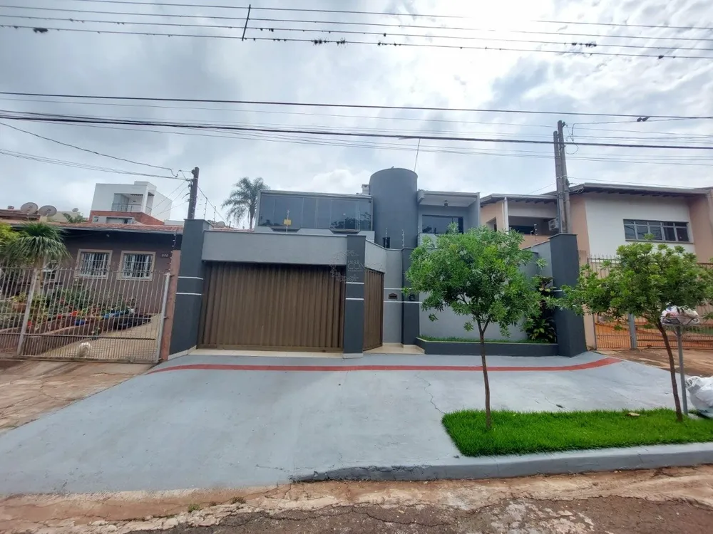 Sobrado, 3 quartos, 186 m² - Foto 1