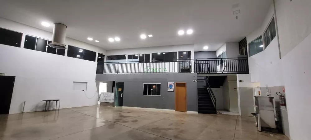 Depósito-Galpão, 1000 m² - Foto 1