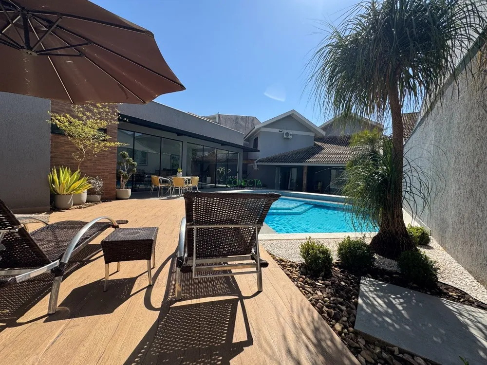 Casa, 4 quartos, 390 m² - Foto 2