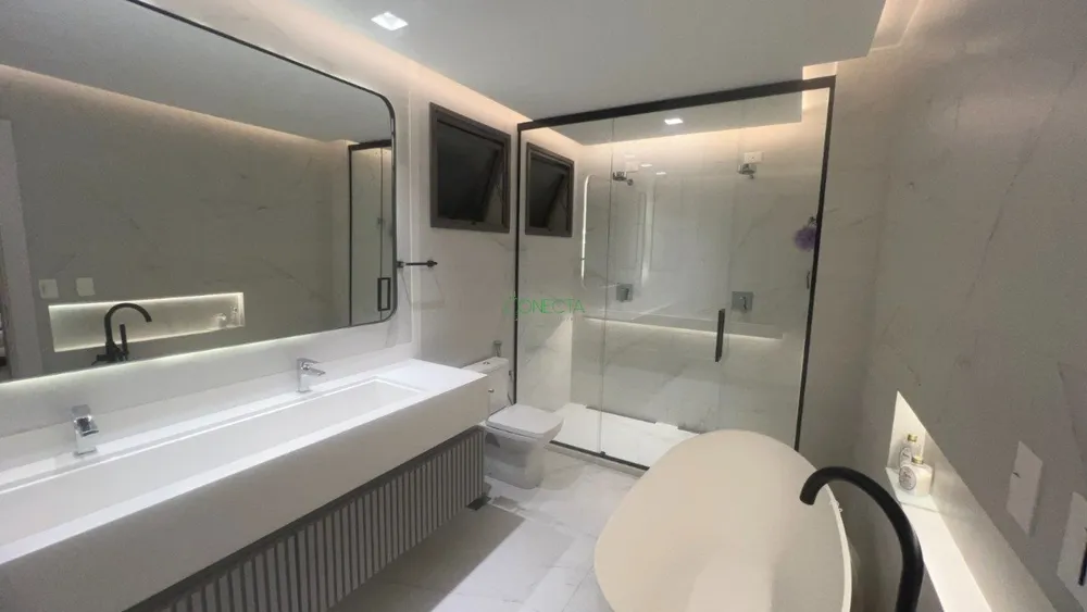 Apartamento, 3 quartos, 216 m² - Foto 6