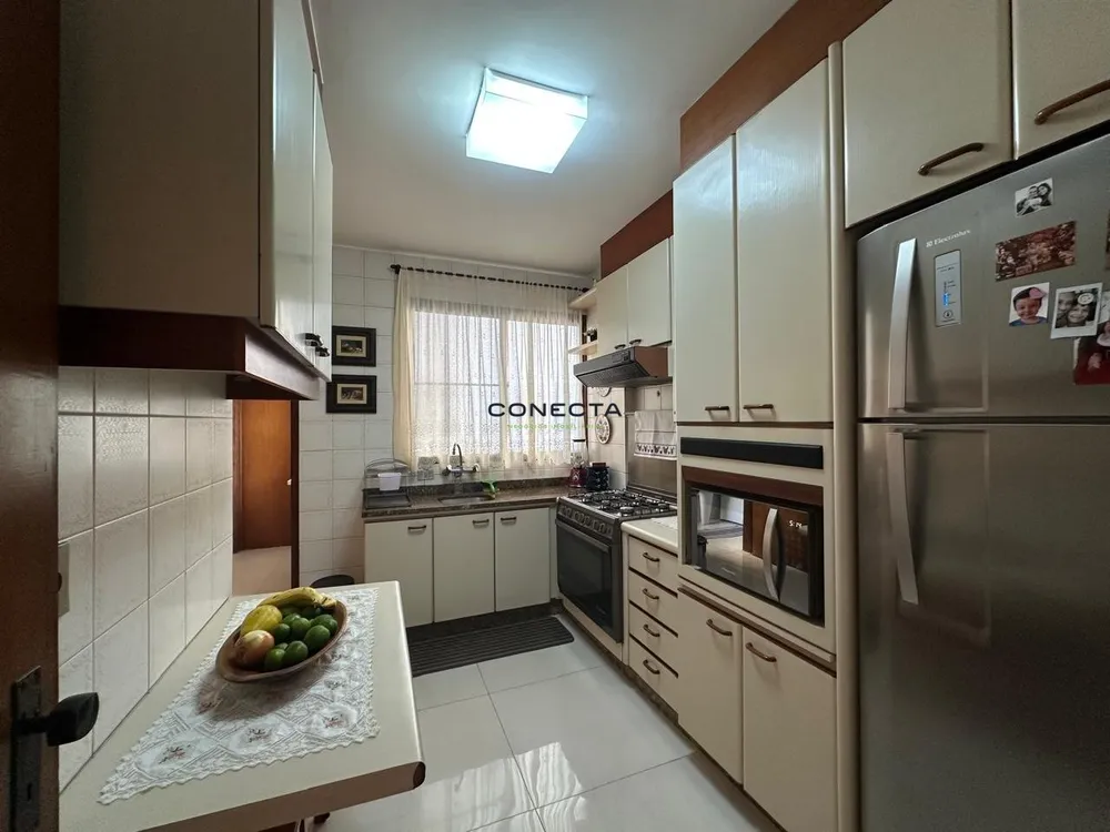 Apartamento, 3 quartos, 100 m² - Foto 2