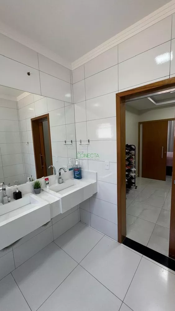 Casa, 3 quartos, 900 m² - Foto 1