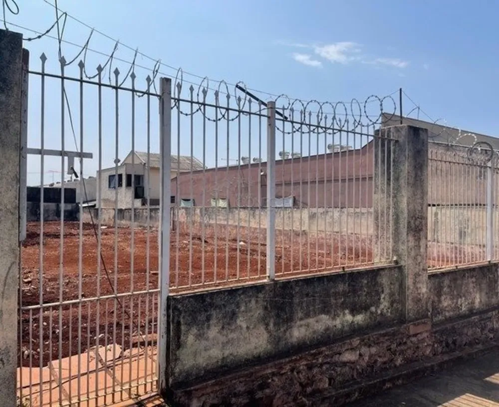 Terreno, 656 m² - Foto 2