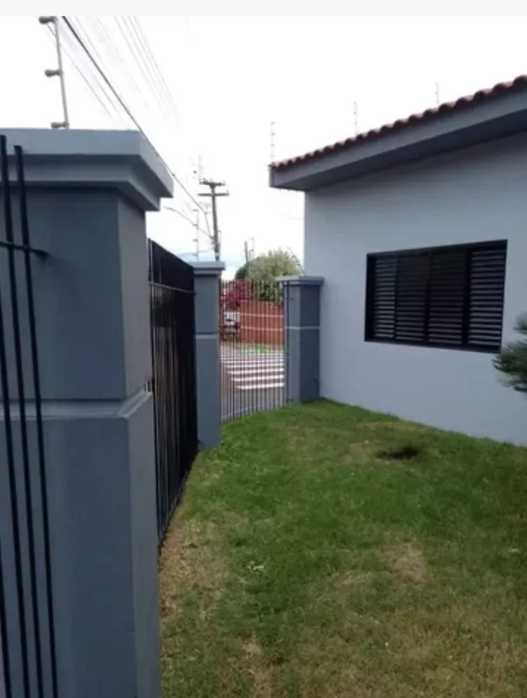 Casa, 3 quartos, 207 m² - Foto 2
