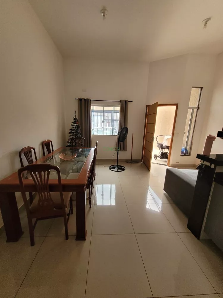 Casa, 3 quartos, 80 m² - Foto 1