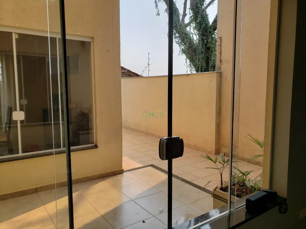 Casa, 4 quartos, 220 m² - Foto 14