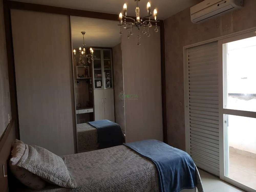 Casa, 4 quartos, 220 m² - Foto 12