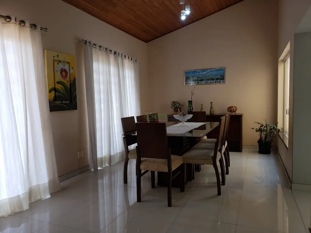 Casa, 4 quartos, 220 m² - Foto 2