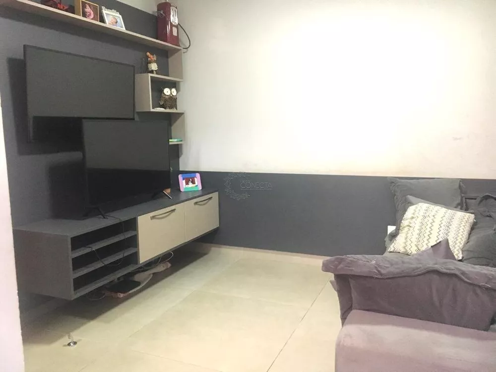 Casa, 3 quartos, 201 m² - Foto 2