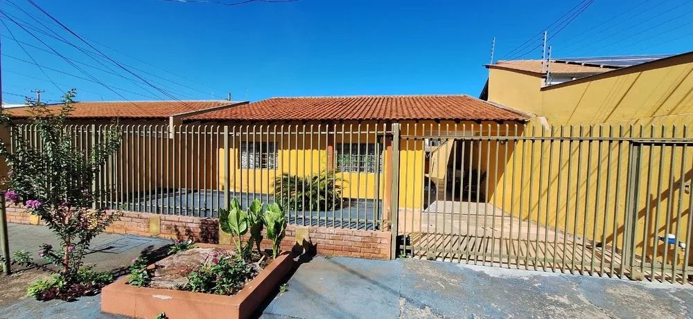 Casa, 5 quartos, 189 m² - Foto 1