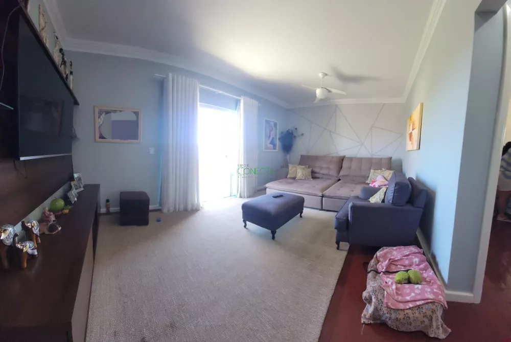 Casa, 3 quartos, 331 m² - Foto 2