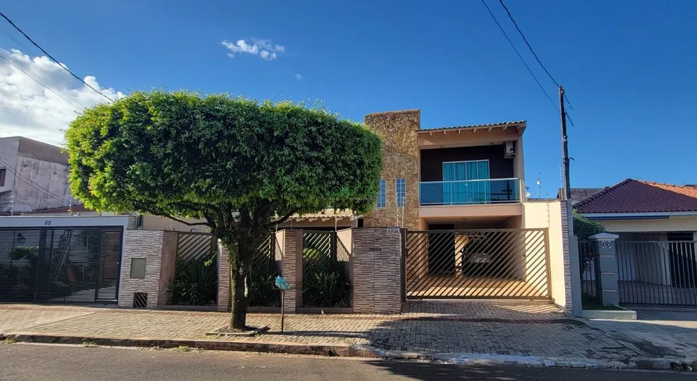 Casa, 3 quartos, 331 m² - Foto 2