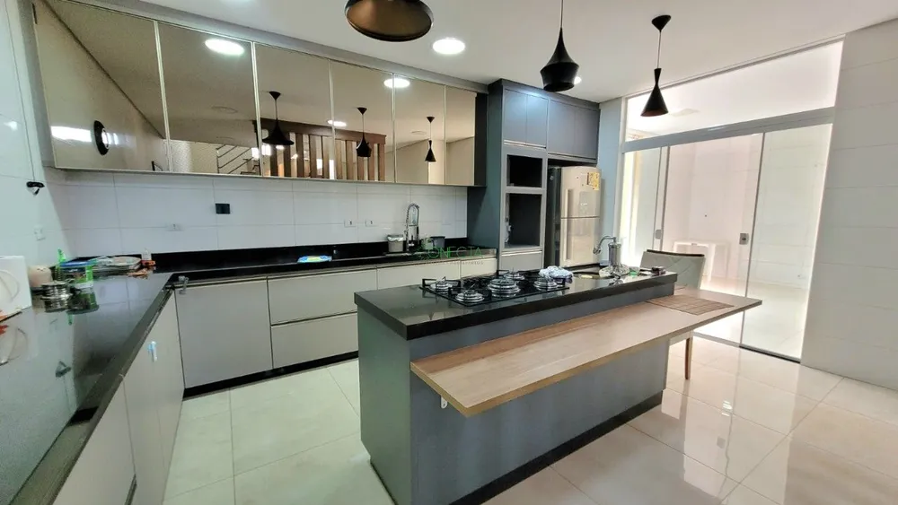 Casa, 4 quartos, 277 m² - Foto 3