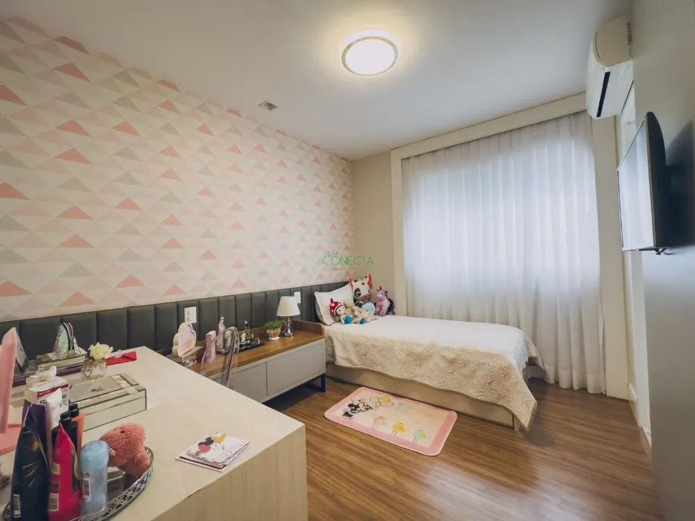 Apartamento, 3 quartos, 220 m² - Foto 2