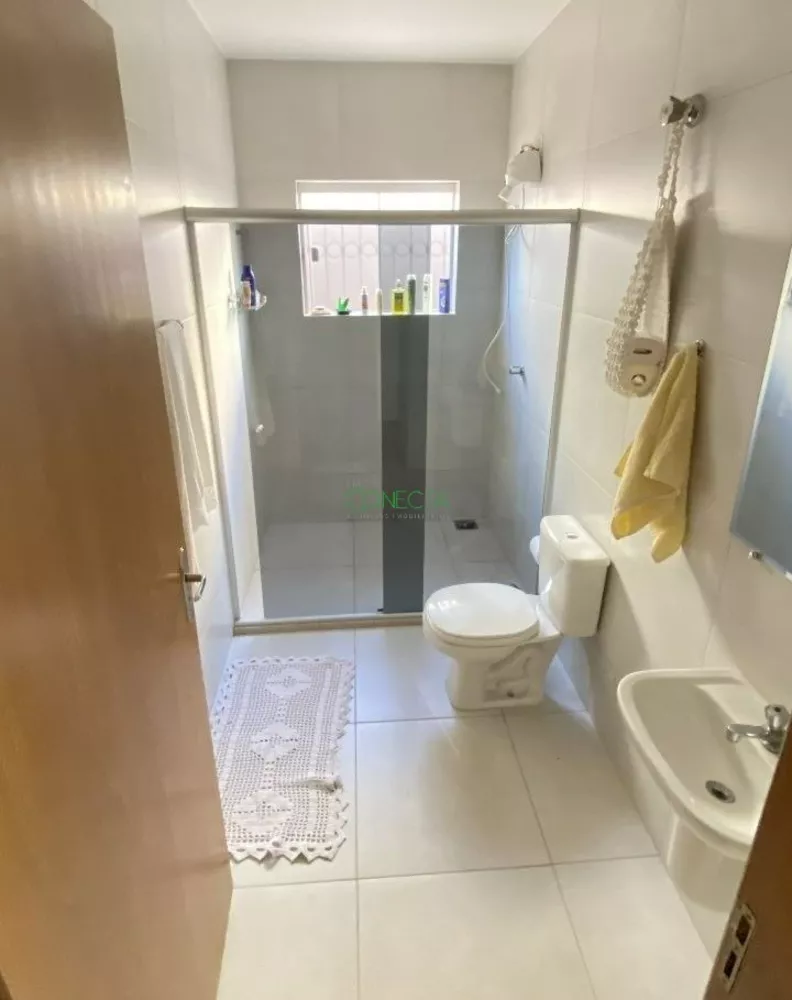 Casa, 3 quartos, 194 m² - Foto 3