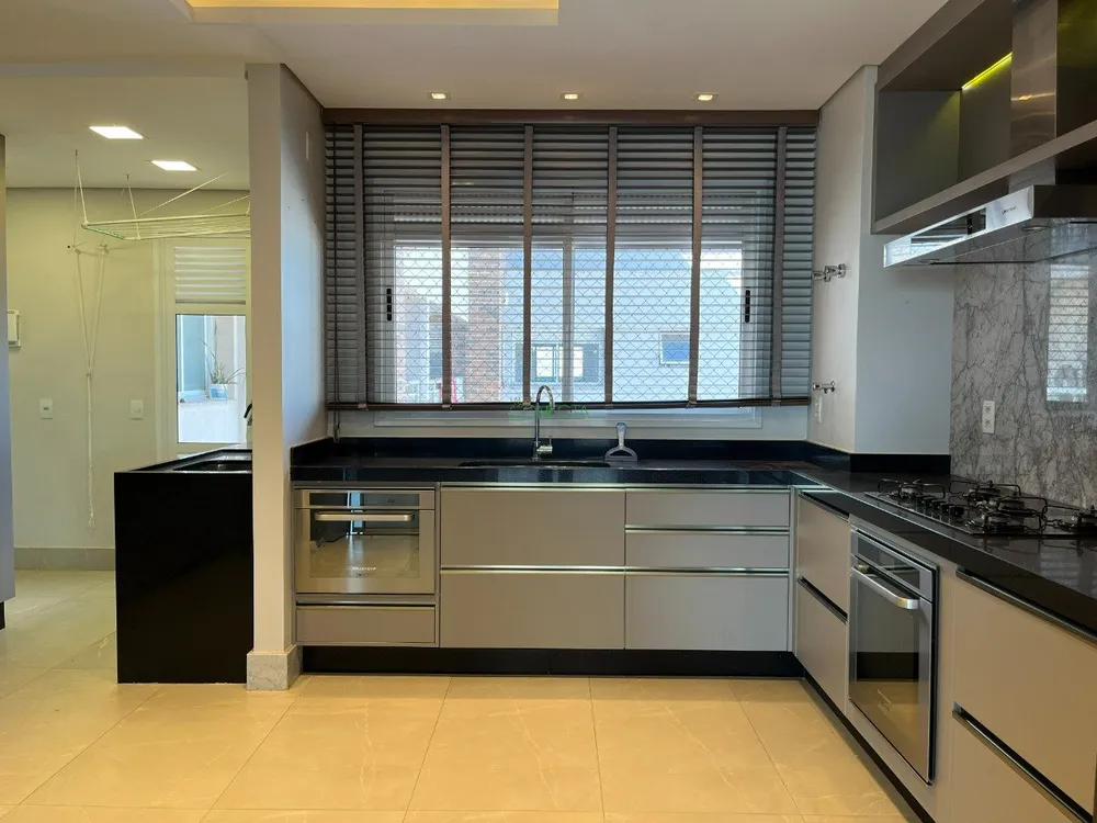 Apartamento, 3 quartos, 173 m² - Foto 2