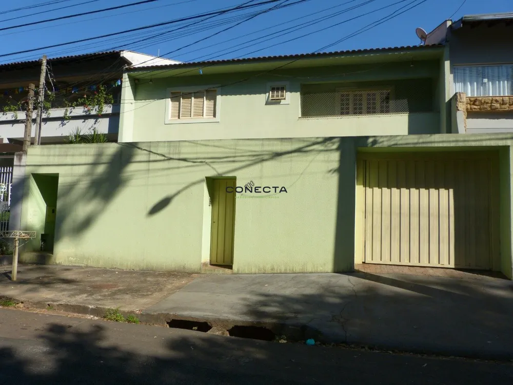 Casa, 4 quartos, 213 m² - Foto 1