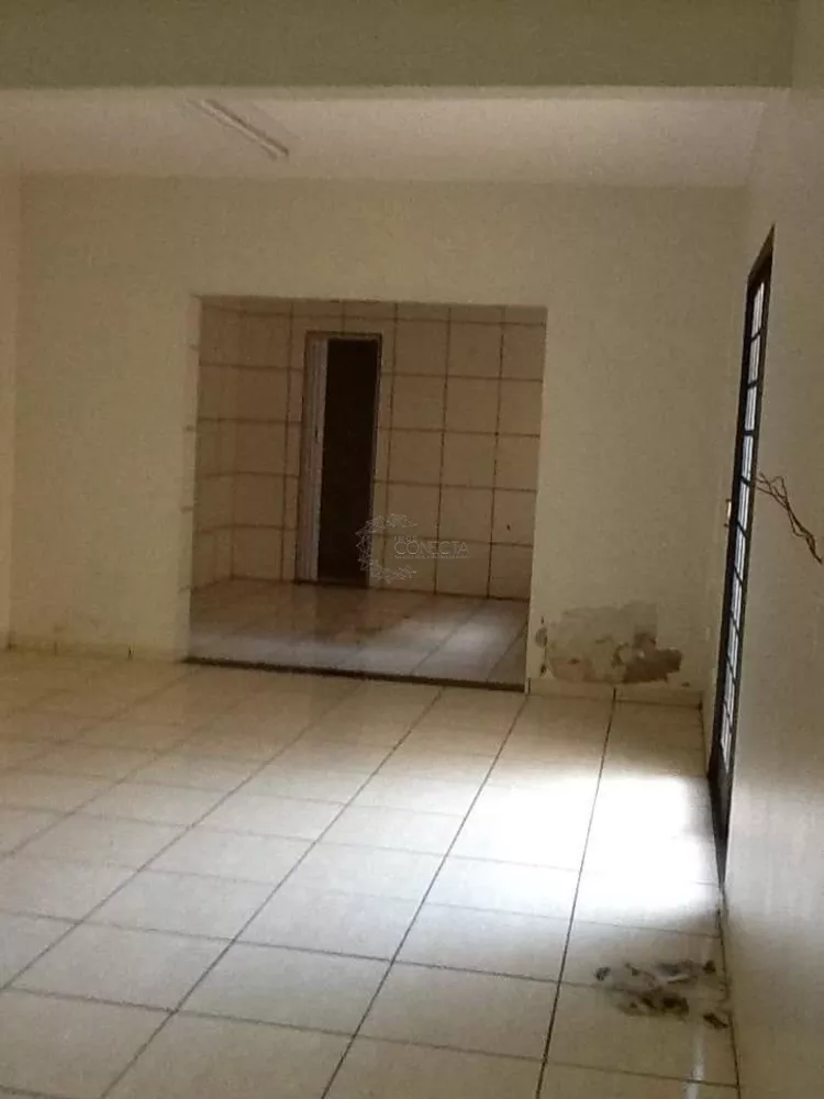 Casa, 6 quartos, 226 m² - Foto 3