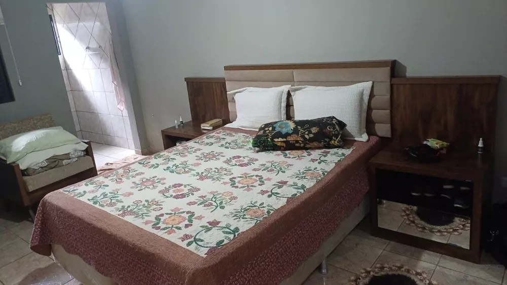 Casa, 3 quartos, 200 m² - Foto 2
