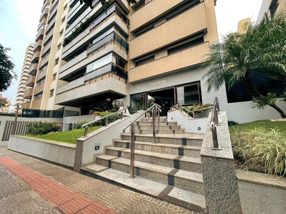 Apartamento, 4 quartos, 307 m² - Foto 1