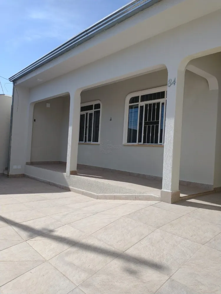 Casa, 3 quartos, 174 m² - Foto 1