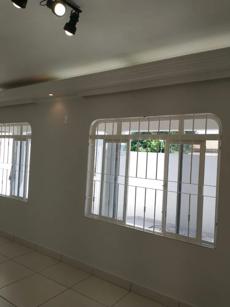 Casa, 3 quartos, 174 m² - Foto 2