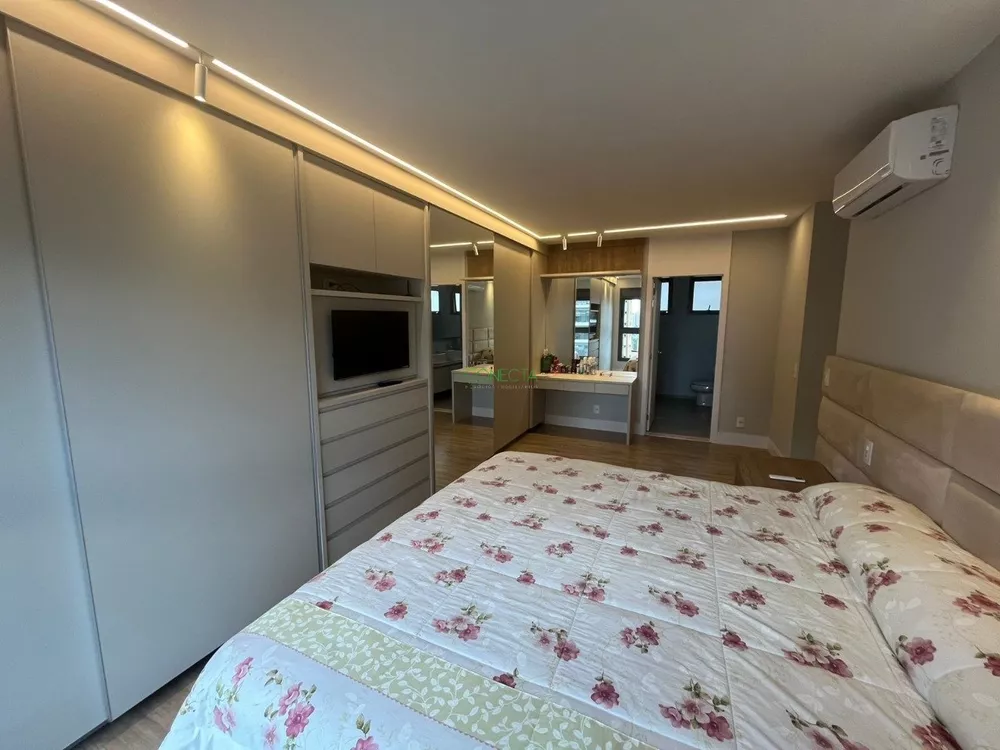 Apartamento, 3 quartos, 207 m² - Foto 4