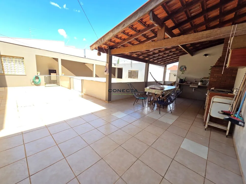 Casa, 3 quartos, 253 m² - Foto 11