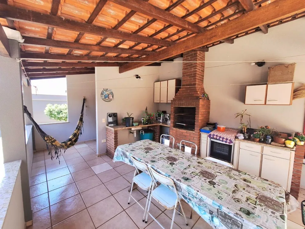 Casa, 3 quartos, 253 m² - Foto 3