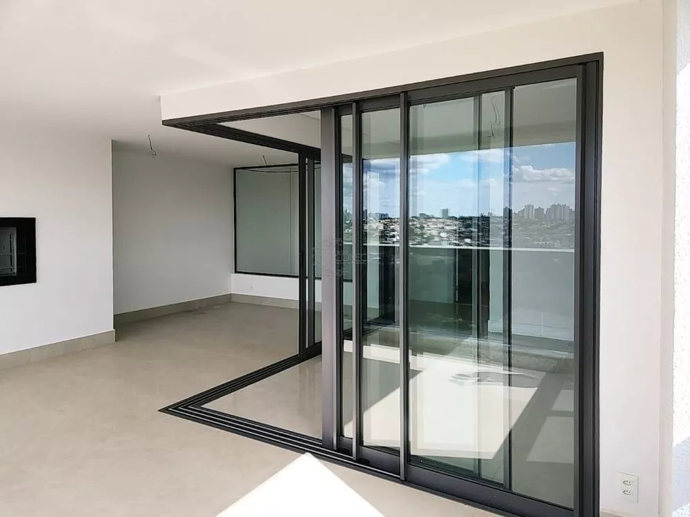 Apartamento, 3 quartos, 216 m² - Foto 3