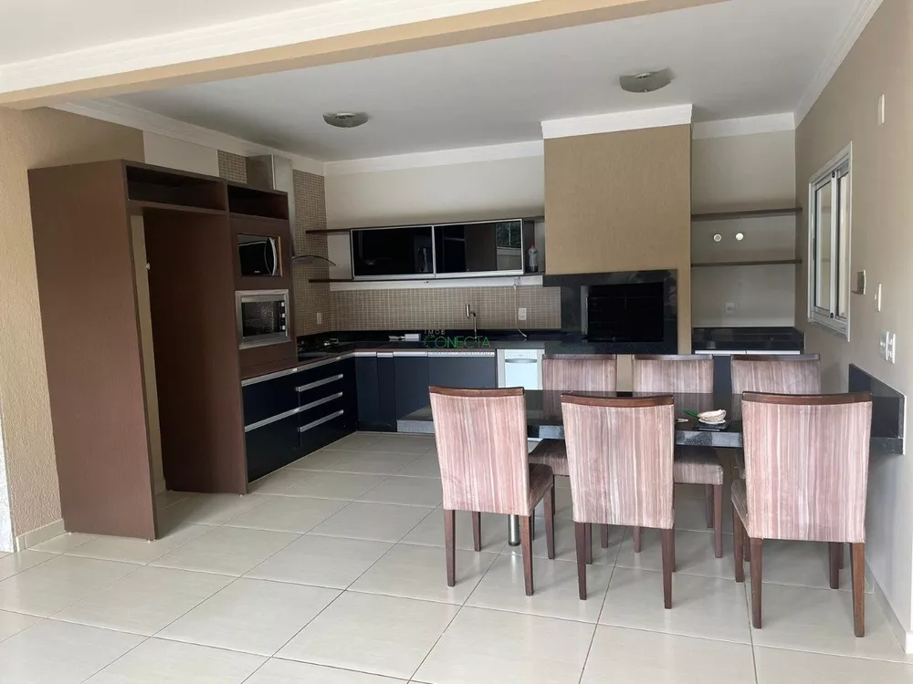 Casa, 4 quartos, 270 m² - Foto 3